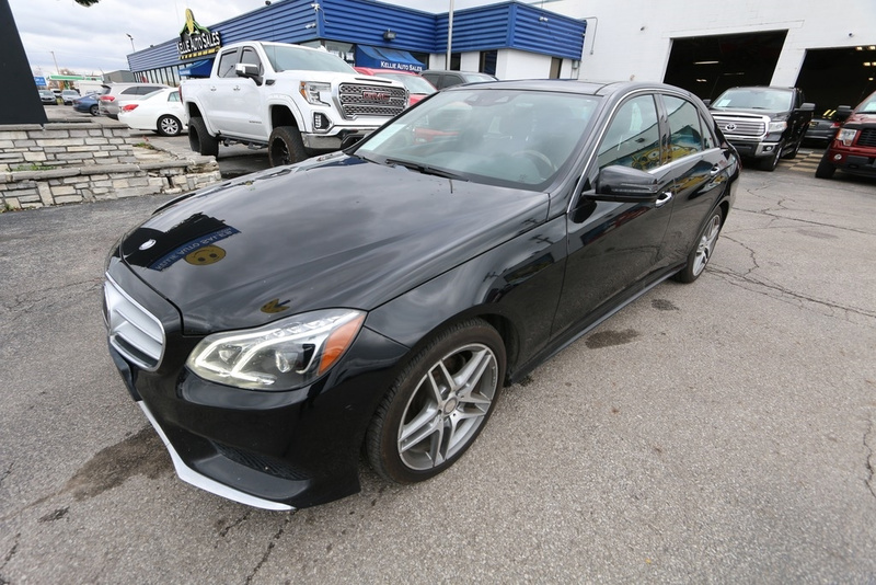 2015 Mercedes-Benz E-Class E400's photo