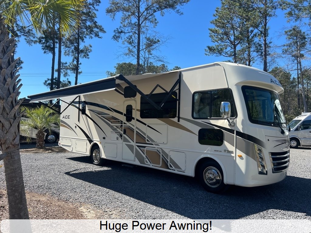 2020 Thor Motor Coach A.C.E. 32.3 V10
