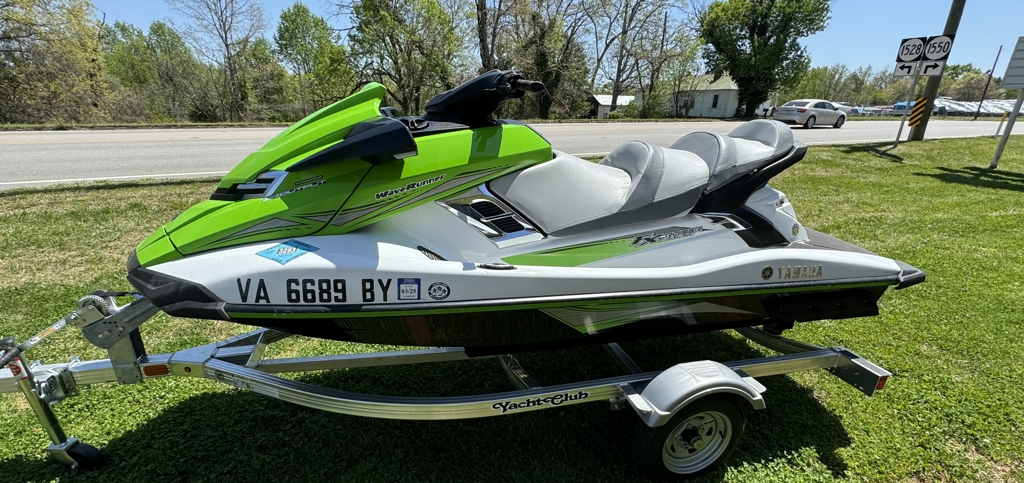 Used 2016 Yamaha WaveRunner FX Cruiser HO, DANVILLE - Boat Used 2016 Yamaha WaveRunner FX Cruiser HO, DANVILLE - Boat