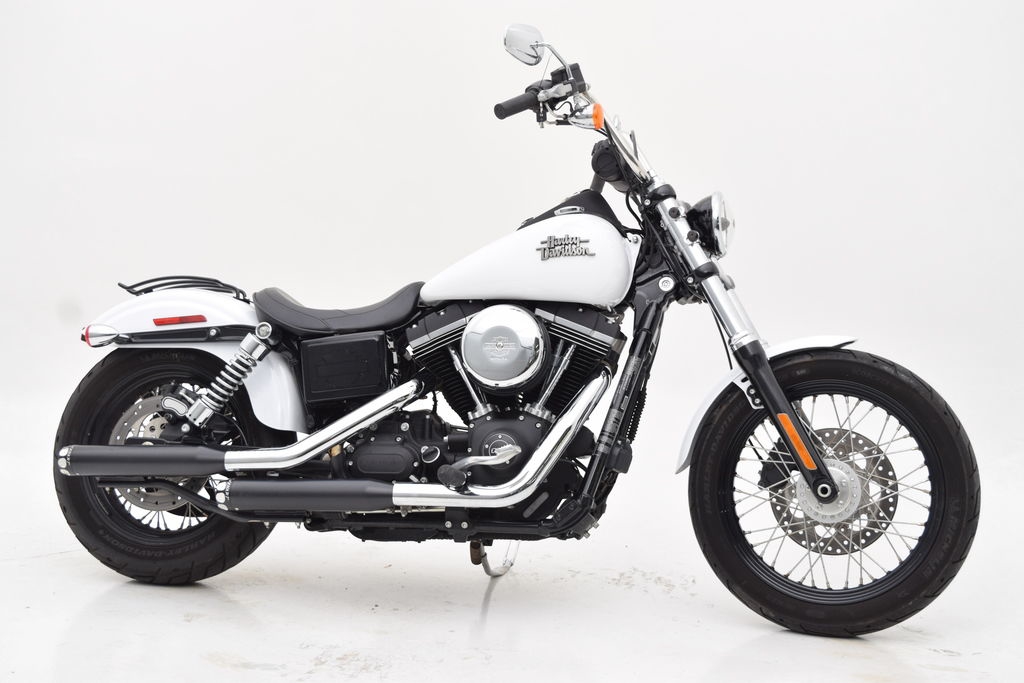 Harley-Davidson Dyna Street Bob Image