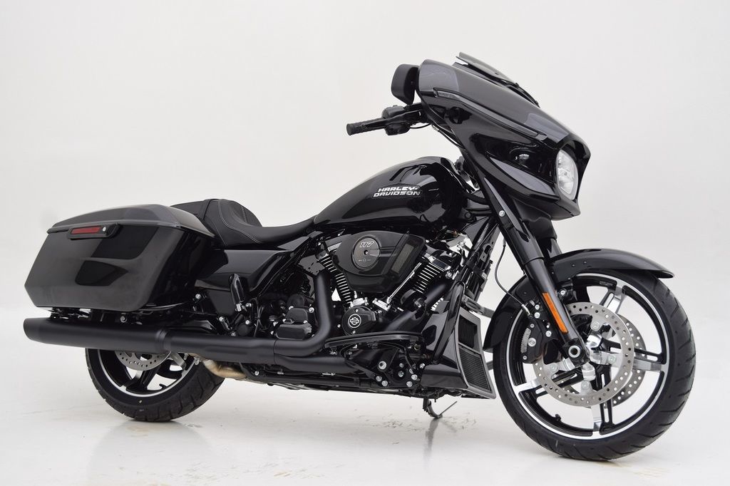 Harley-Davidson Street Glide Image