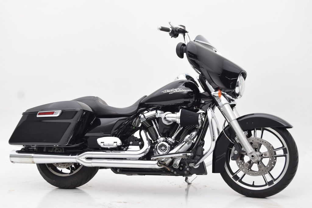 Harley-Davidson Street Glide Image