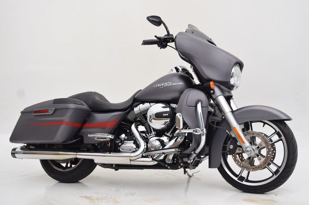 Harley-Davidson Street Glide Special Image
