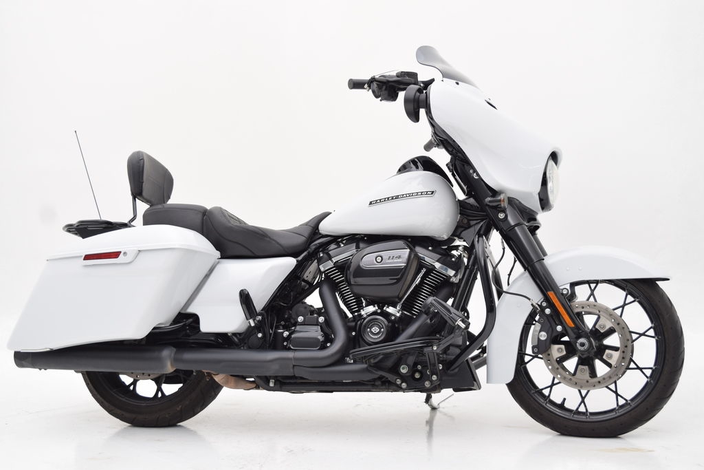 Harley-Davidson Street Glide Special Image