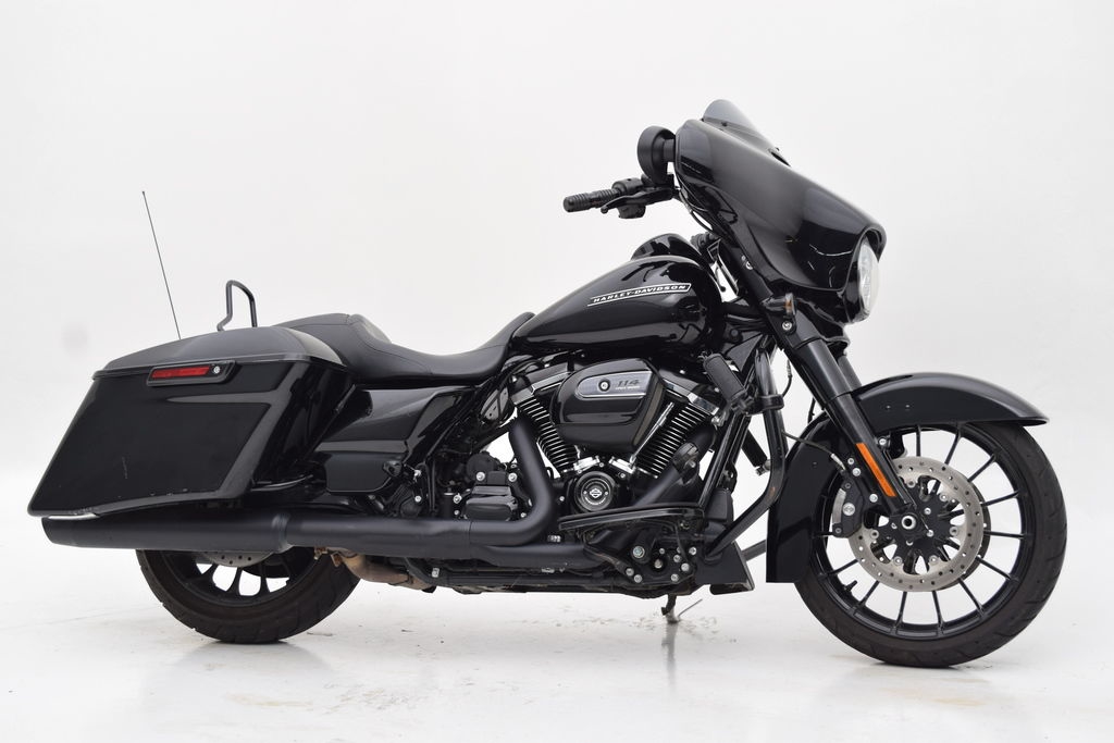 Harley-Davidson Street Glide Special Image