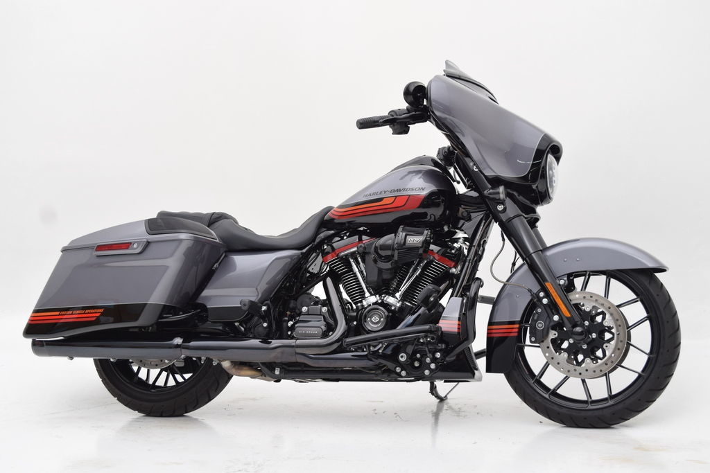 Harley-Davidson CVO Street Glide Image