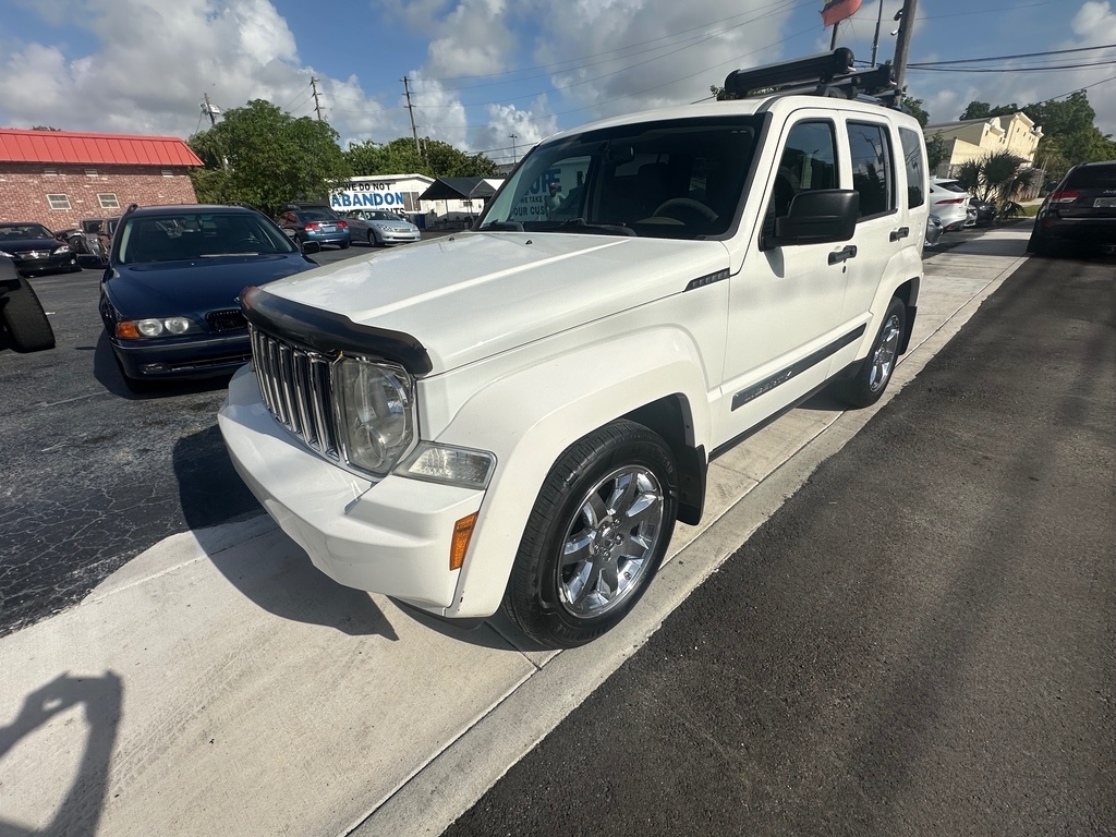 2008 Jeep Liberty Limited  AWD  real clean LIKE NEW   