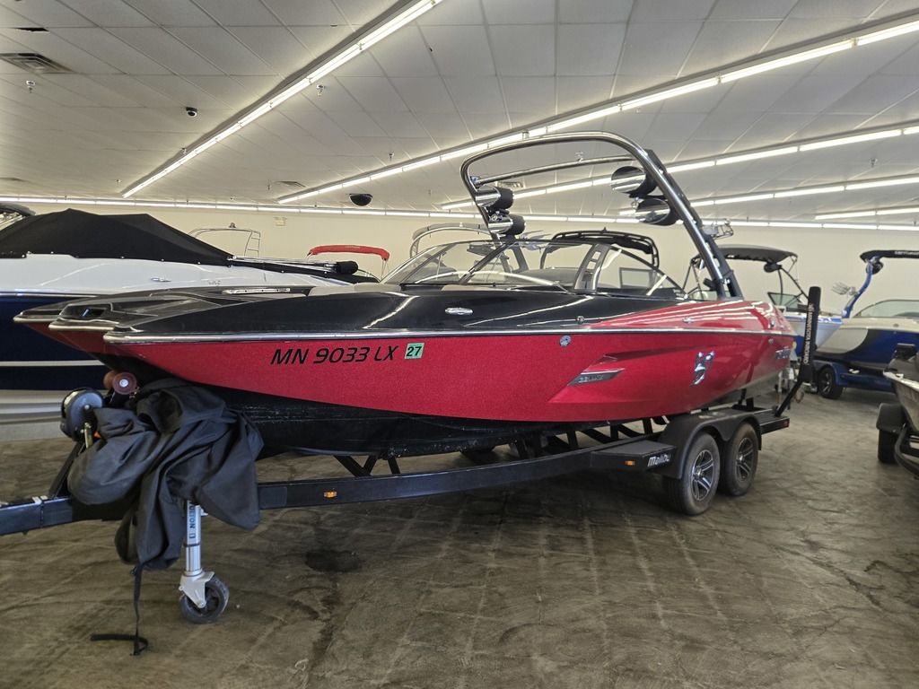 【malibustar様】専用・赤360ｇ×2袋≪リクエスト特割特価≫ 2012 Malibu 22 MXZ Boat Review | Wakeboarding Mag