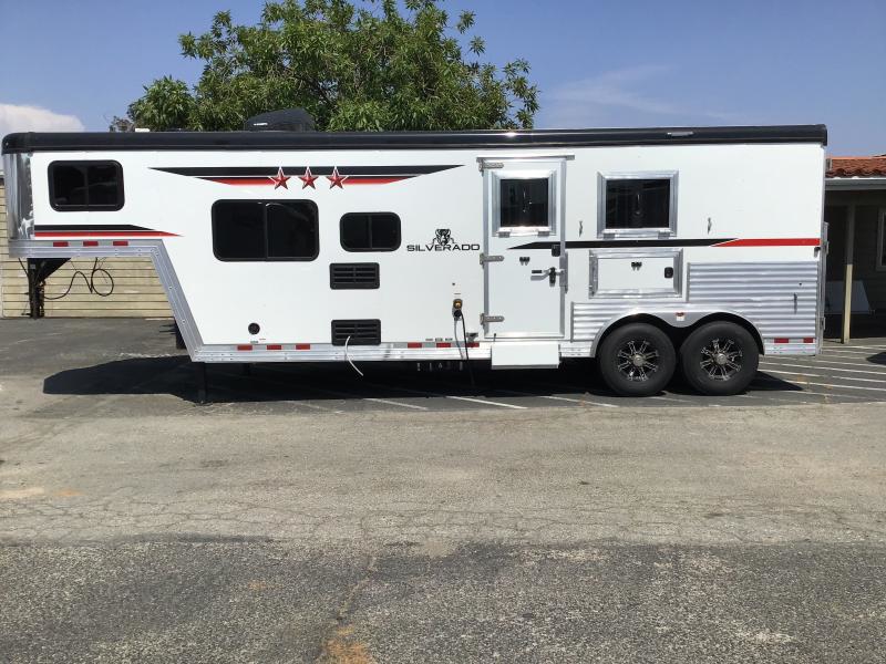 2026 Bison Trailers Silverado Horse Trailer
