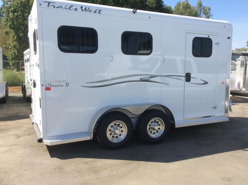 2026 Trails West Manufacturing CLASSIC II Horse Trailer (WB)