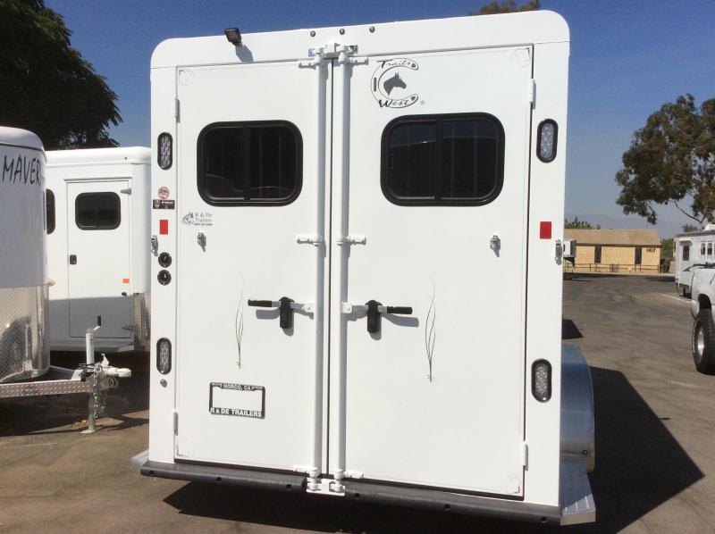 Trailer Photo 4