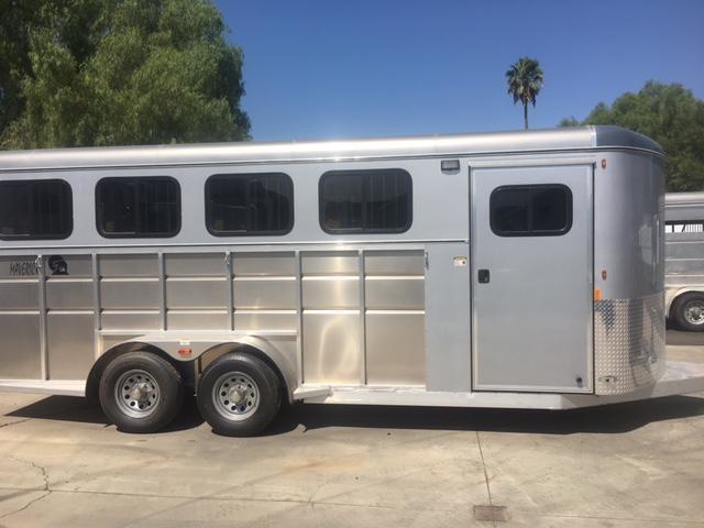Trailer Photo 3