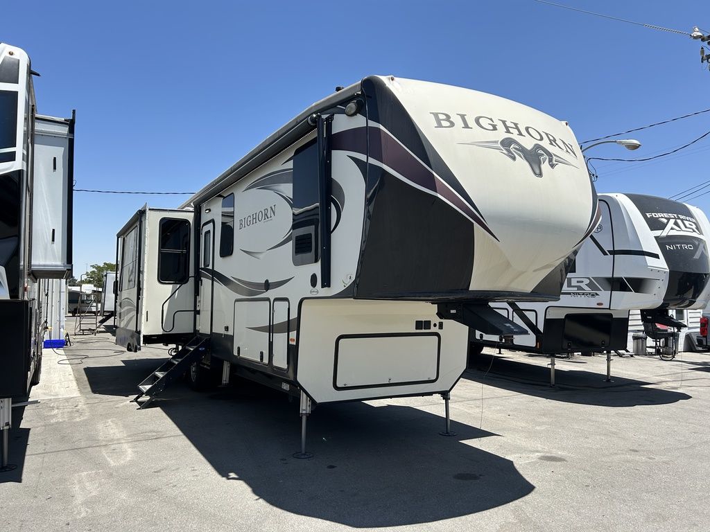 Heartland Bighorn Image