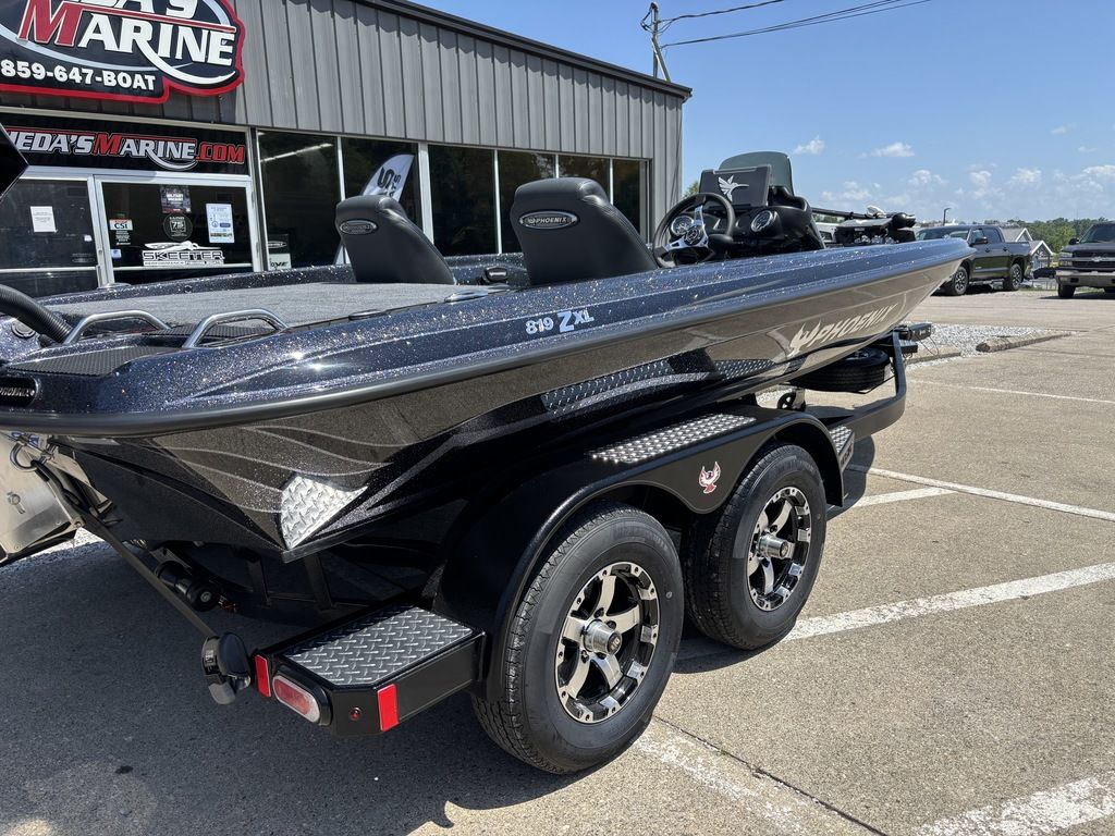 New 2026 Phoenix 819 ZXL, 41001 Alexandria - Boat Trader