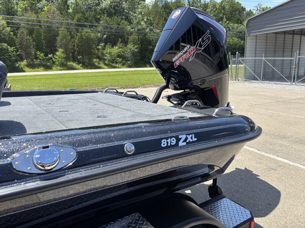New 2026 Phoenix 819 ZXL, 41001 Alexandria - Boat Trader