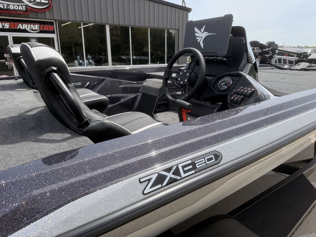 Used 2025 Phoenix 721 ZXL, 41001 Alexandria - Boat Trader
