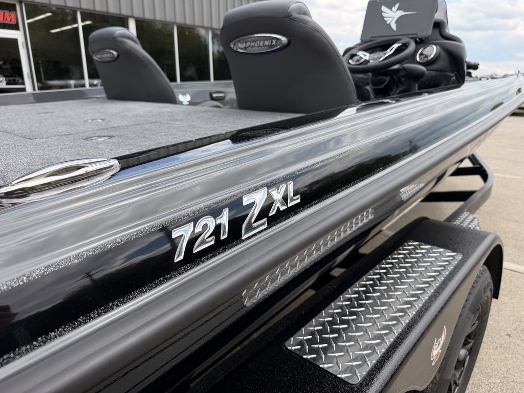 New 2026 Phoenix 721 ZXL, 41001 Alexandria - Boat Trader
