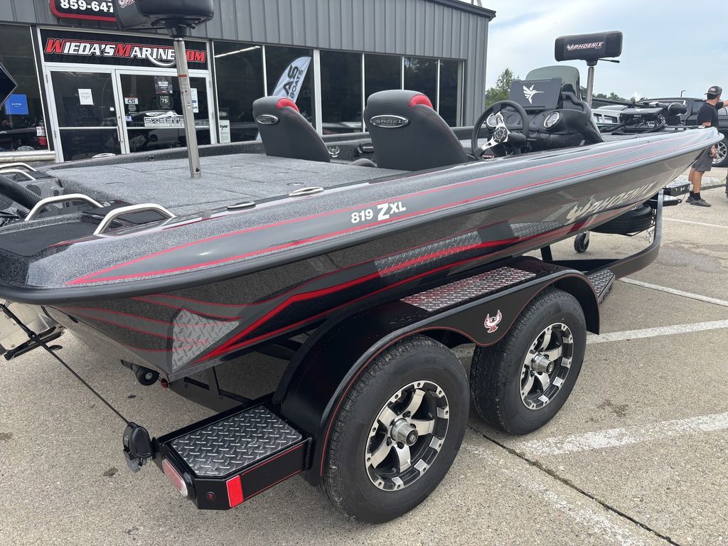 New 2026 Phoenix 819 ZXL, 41001 Alexandria - Boat Trader