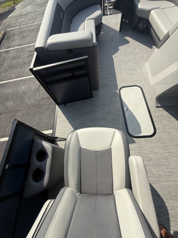 Used 2021 Tigé ZX Class 21 ZX, Counce - Boat Trader
