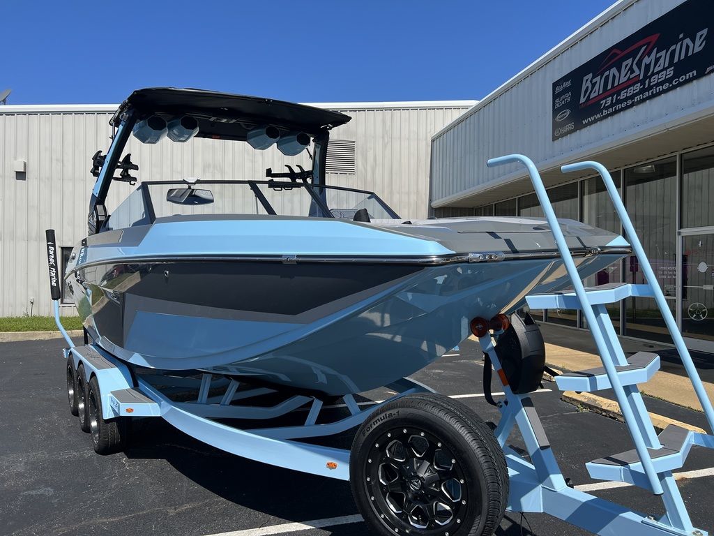 Used 2021 Tigé ZX Class 21 ZX, Counce - Boat Trader