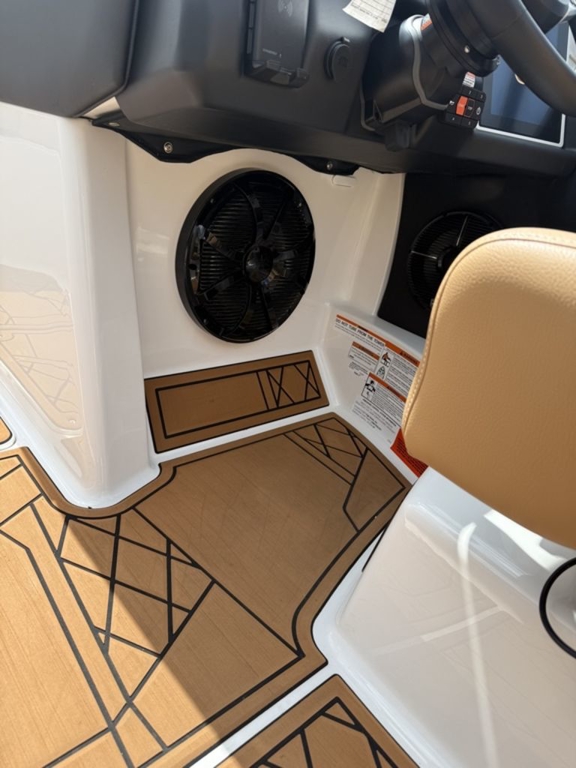 Used 2021 Tigé ZX Class 21 ZX, Counce - Boat Trader