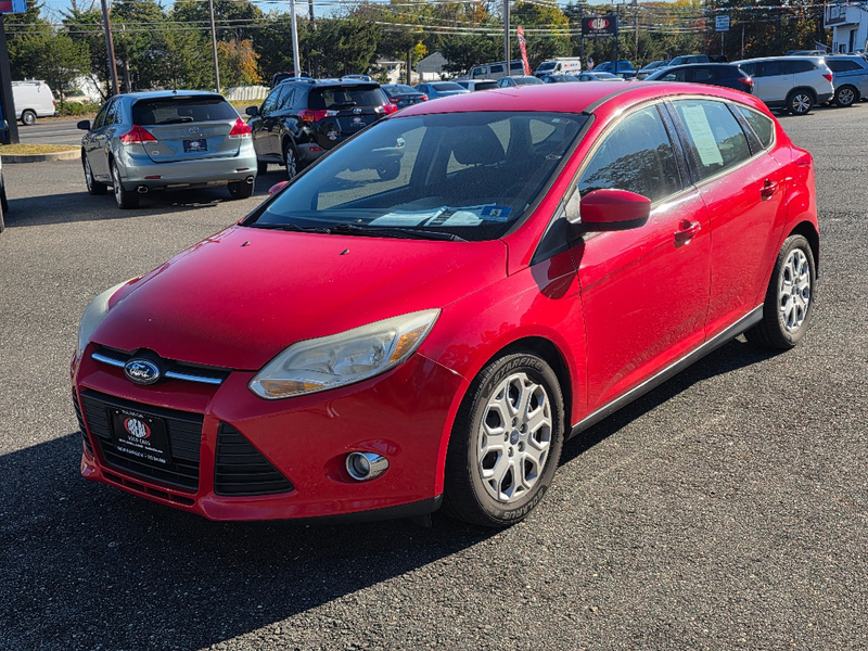 2012 Ford Focus SE's photo