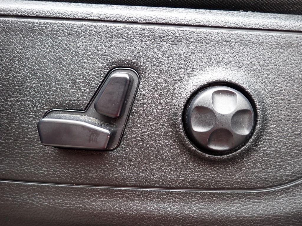 2019 Ram 1500 Big Horn/Lone Star Diamond Black Crystal Pearl Coat at Auto Estates