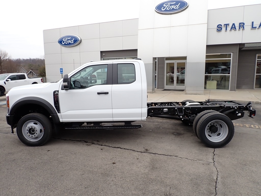 2026 Ford F550 SUPER - 1