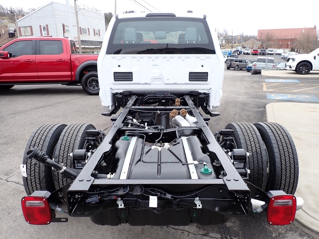 2026 Ford F550 SUPER - 4