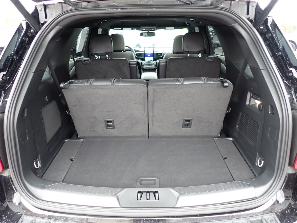 2023 Ford Explorer ST - 6