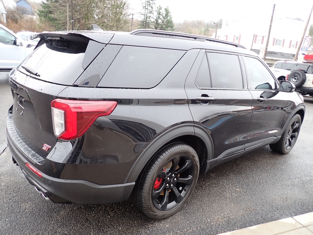 2023 Ford Explorer ST - 7