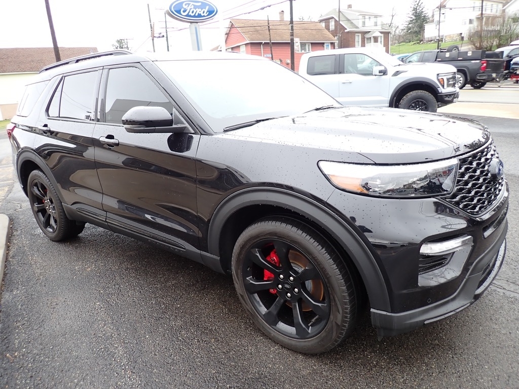 2023 Ford Explorer ST - 10