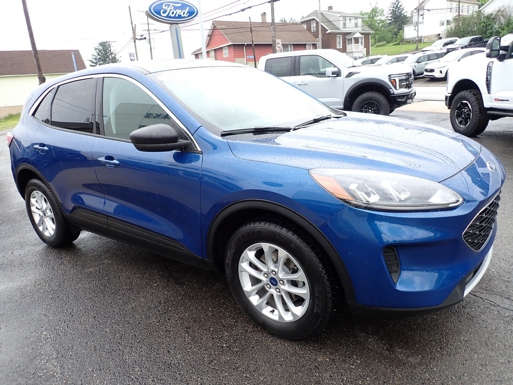 2022 Ford Escape SE Atlas Blue at Premiere Auto Sales