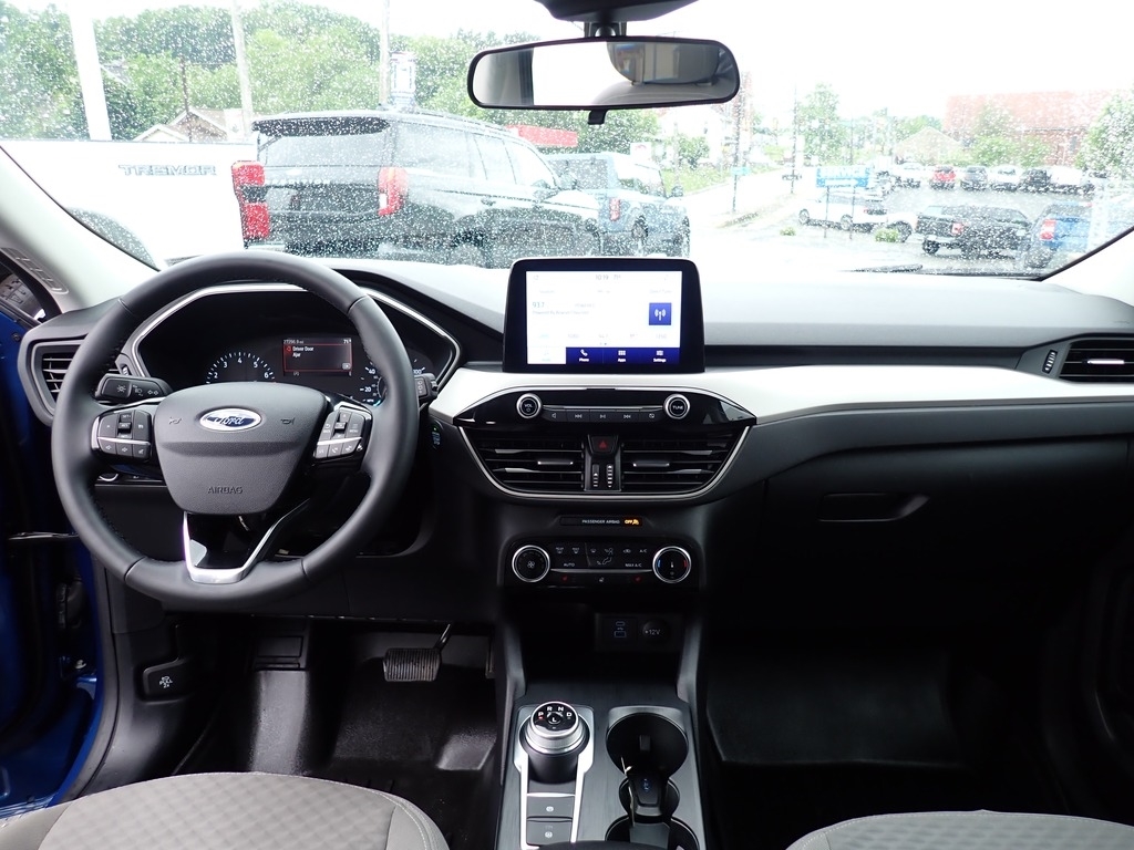 2022 Ford Escape SE Atlas Blue at Premiere Auto Sales