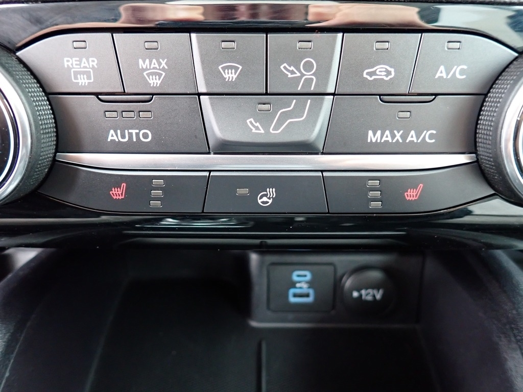2022 Ford Escape SE Atlas Blue at Premiere Auto Sales