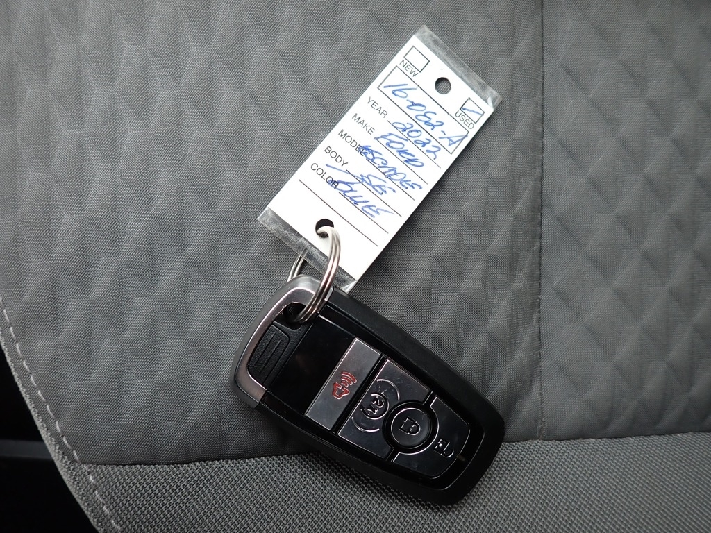 2022 Ford Escape SE Atlas Blue at Premiere Auto Sales