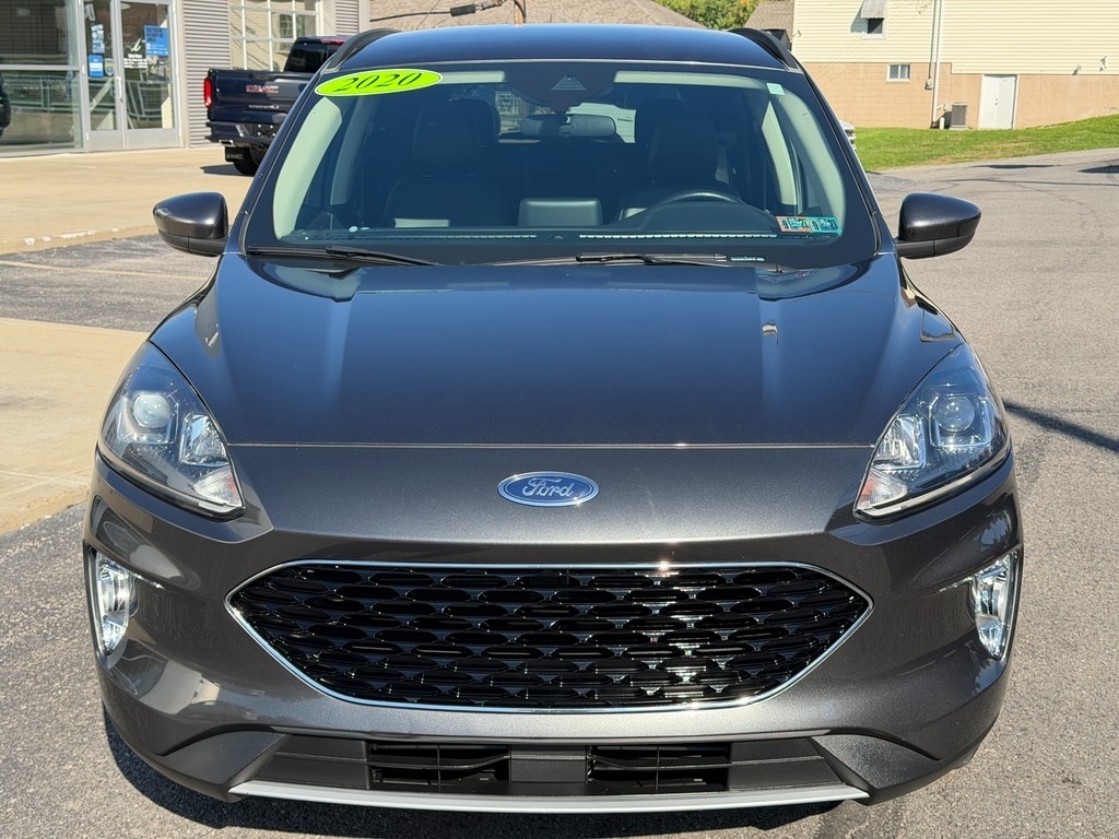2020 Ford Escape photo 11 of 30