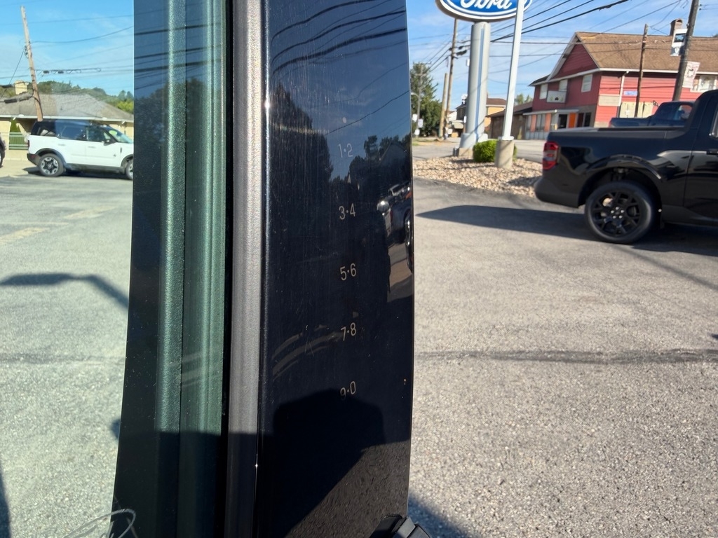 2020 Ford Escape photo 12 of 30