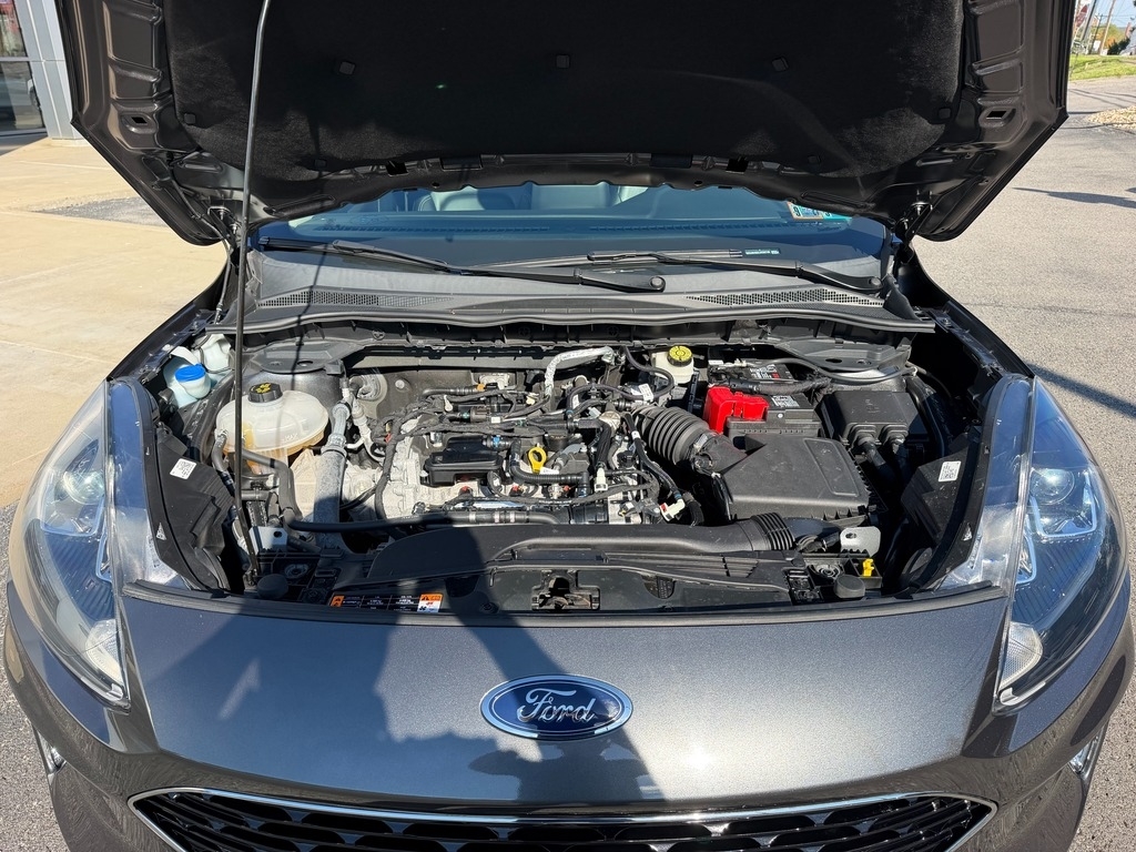2020 Ford Escape photo 13 of 30