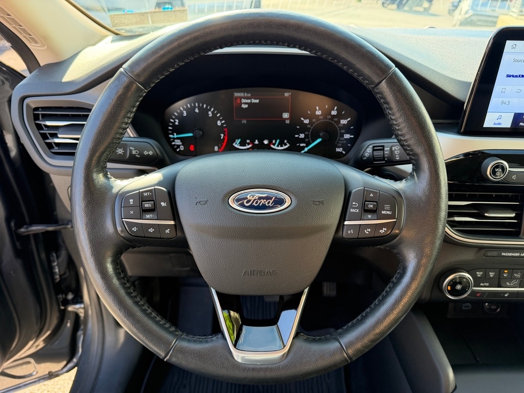 2020 Ford Escape photo 23 of 30