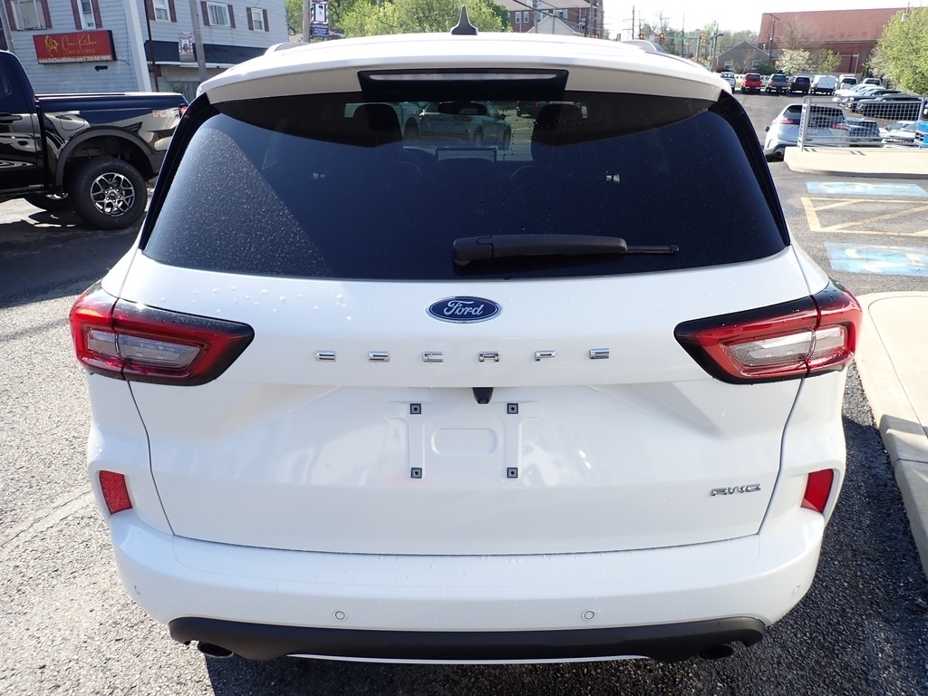 2024 Ford Escape ST-Line - 4