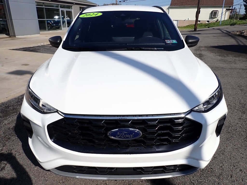 2024 Ford Escape ST-Line - 10