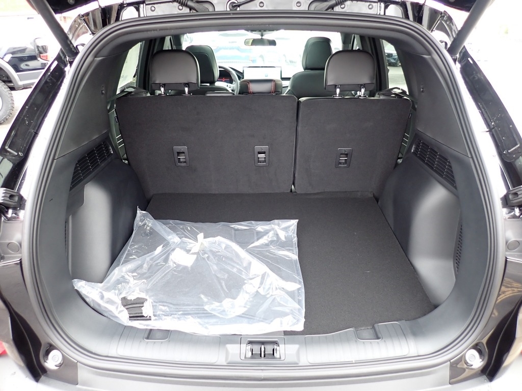 2026 Ford Escape ST-Line - 4