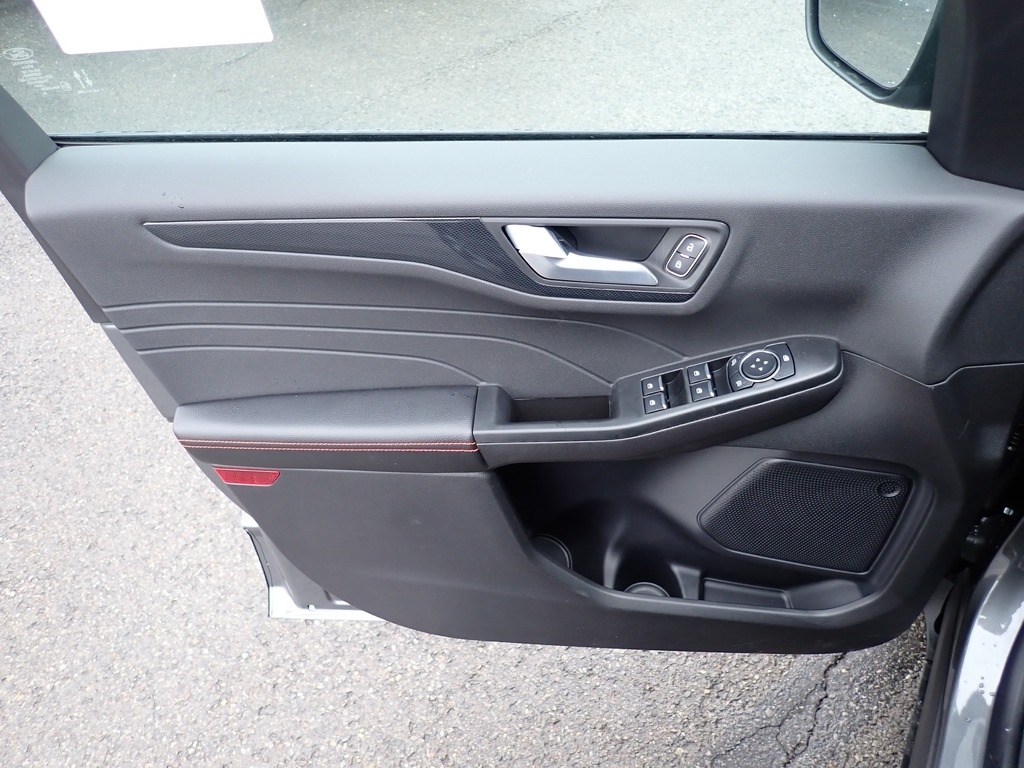 2026 Ford Escape ST-Line CARBON GRY at Star Lake Ford