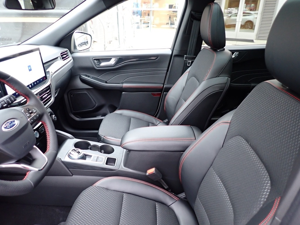2026 Ford Escape ST SELECT - 9