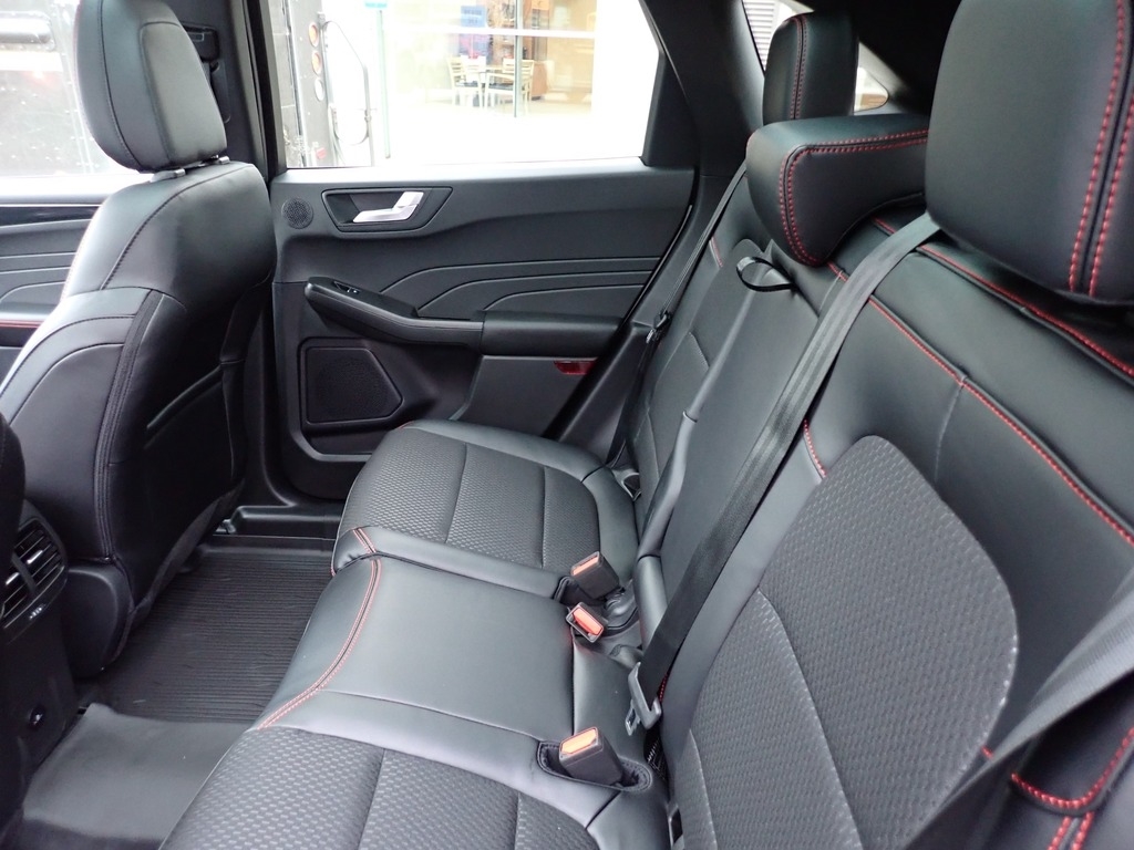 2026 Ford Escape ST SELECT - 10