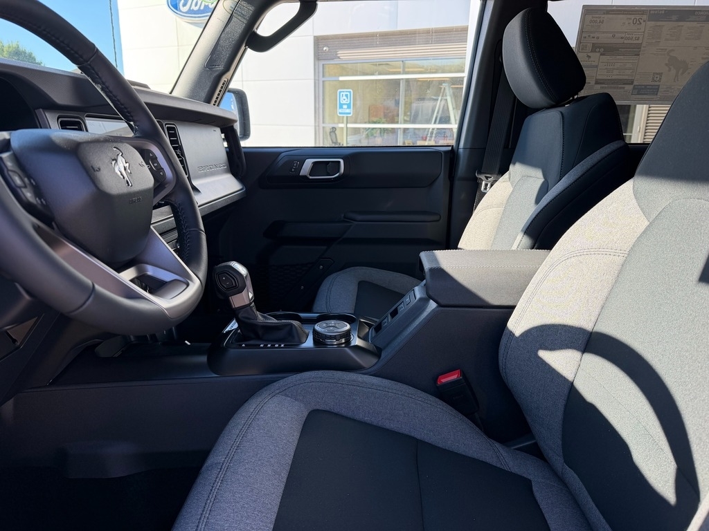 2026 Ford Bronco photo 11 of 20