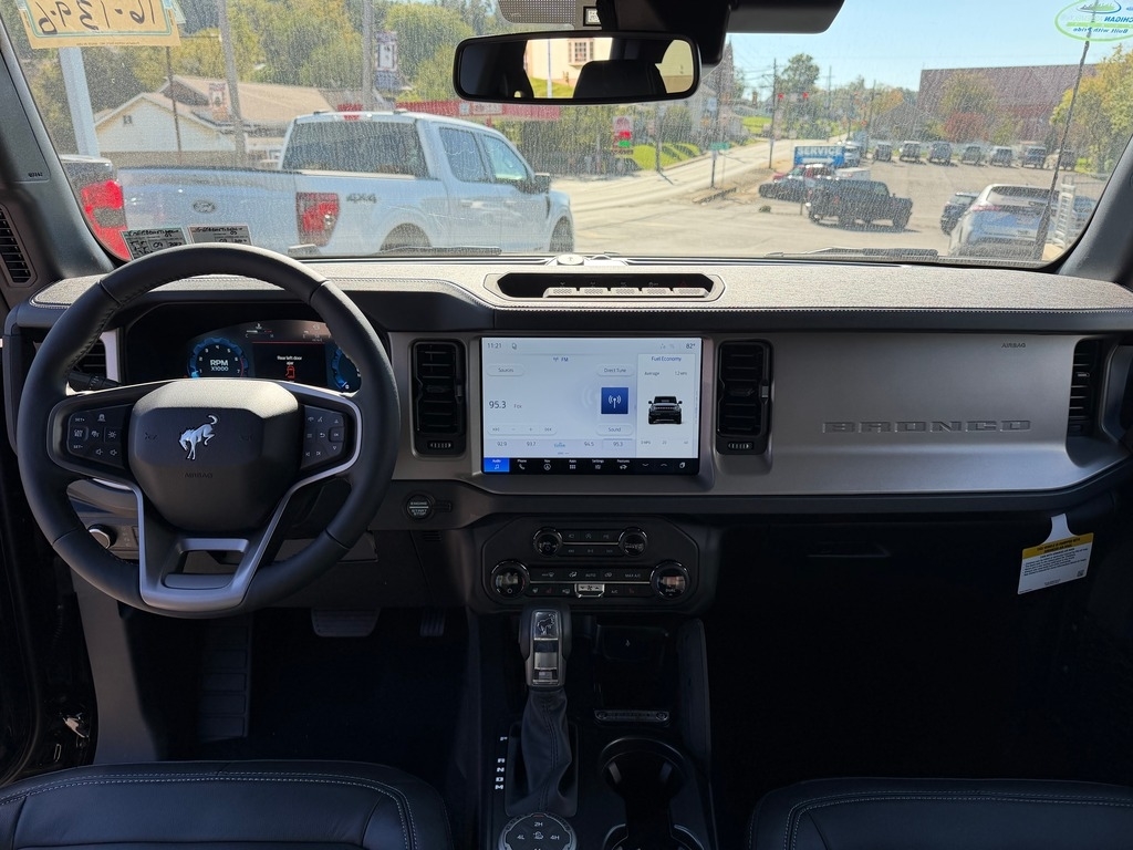 2026 Ford Bronco photo 13 of 20