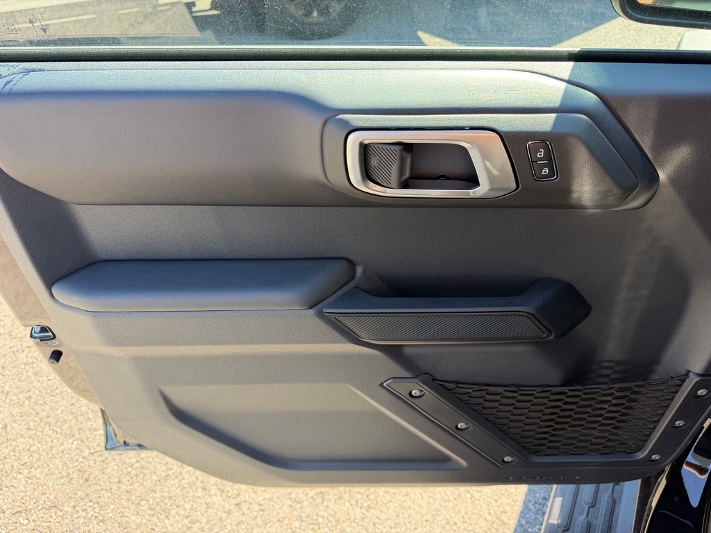 2026 Ford Bronco photo 14 of 20