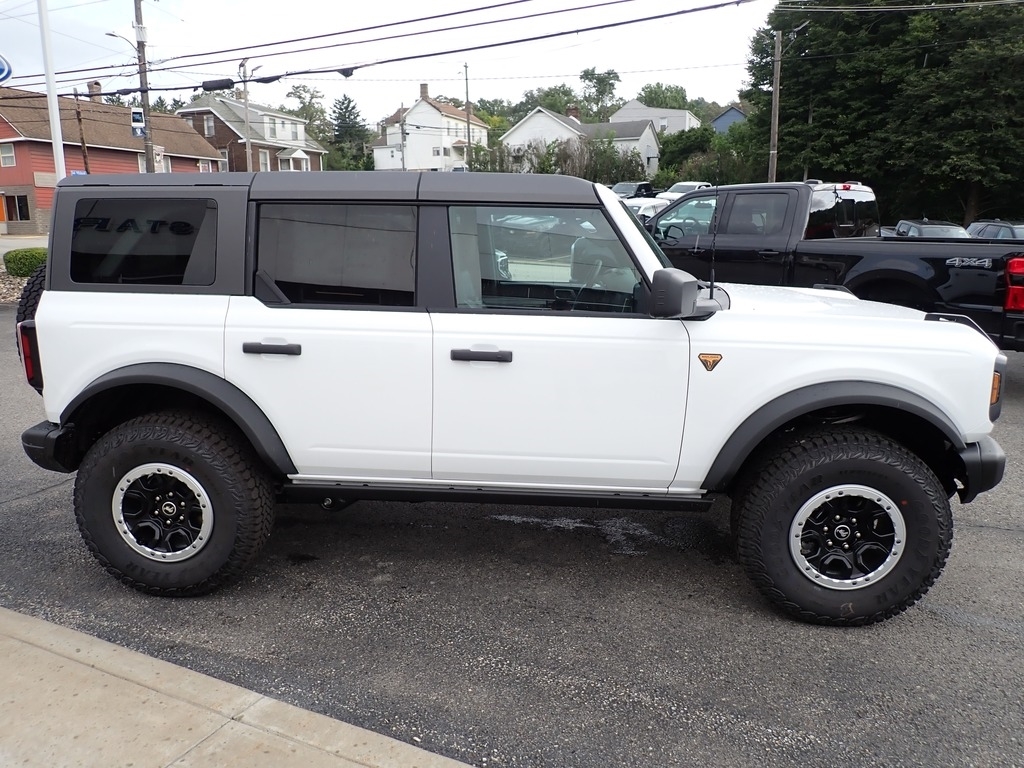 2026 Ford Bronco Badlands Oxford White at Star Lake Ford